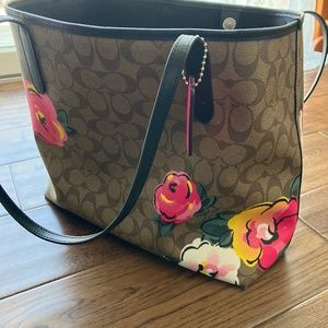 Coach Tote